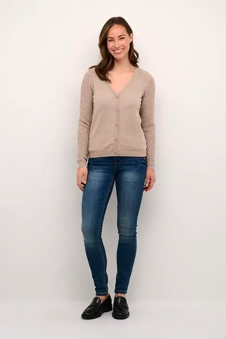 Dela Cable Knit Cardigan Mountain Trail Melange – CREAM - Image 5