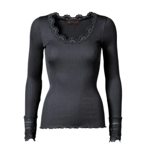 SILK BLOUSE WITH LACE BLACK – ROSEMUNDE