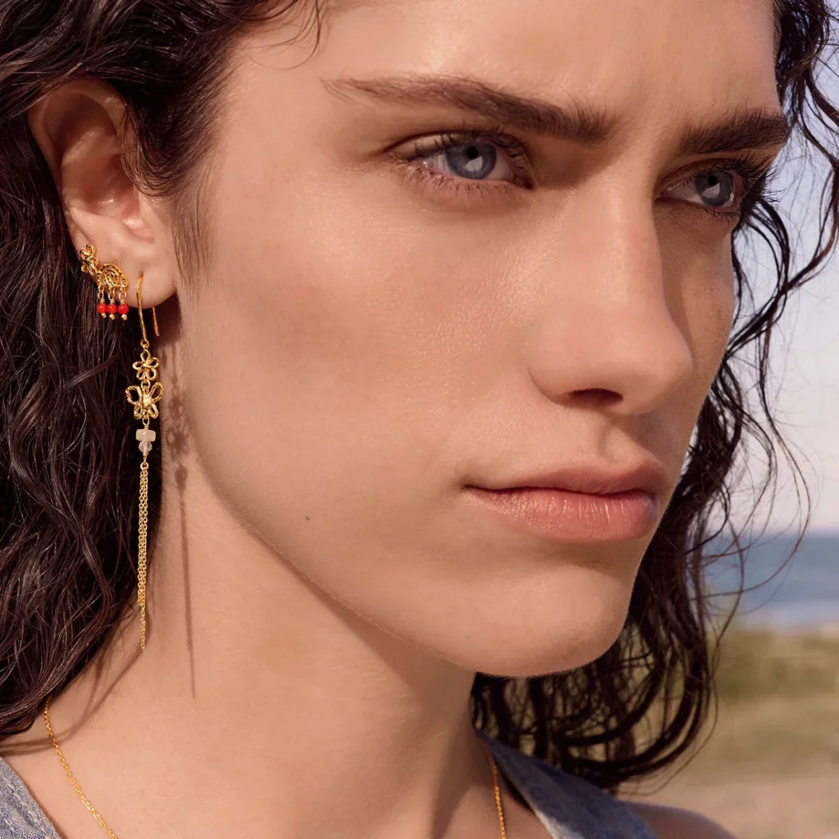 Mirri Earrings Gold - Image 4