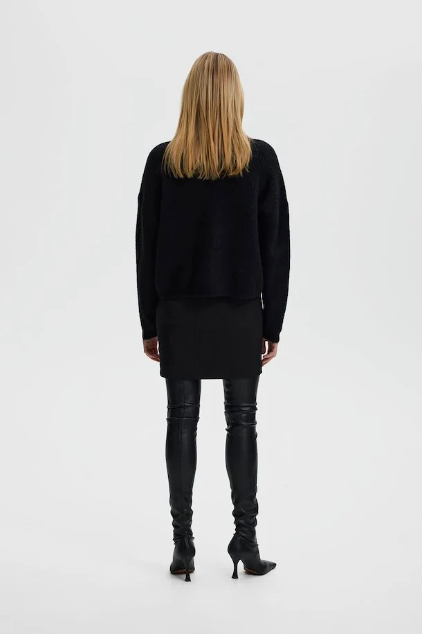 AlphaGZ Short Cardigan Black - Image 4